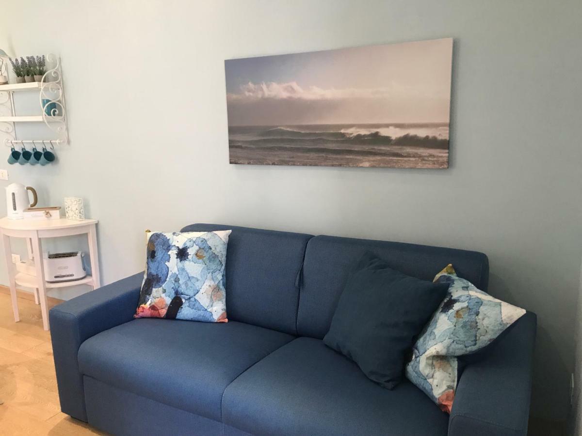 Casa Celeste Apartment Viareggio Bagian luar foto
